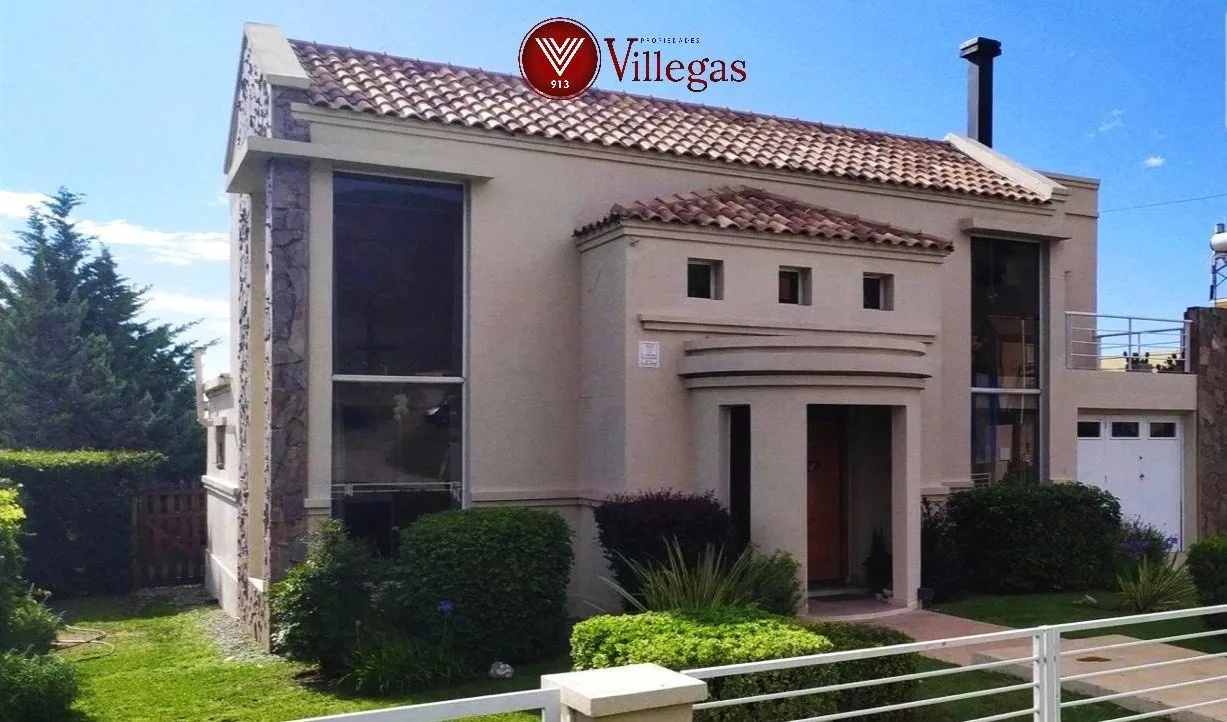 Foto 1 de CASA 5 dormitorios 3 baños en VENTA en MERLO